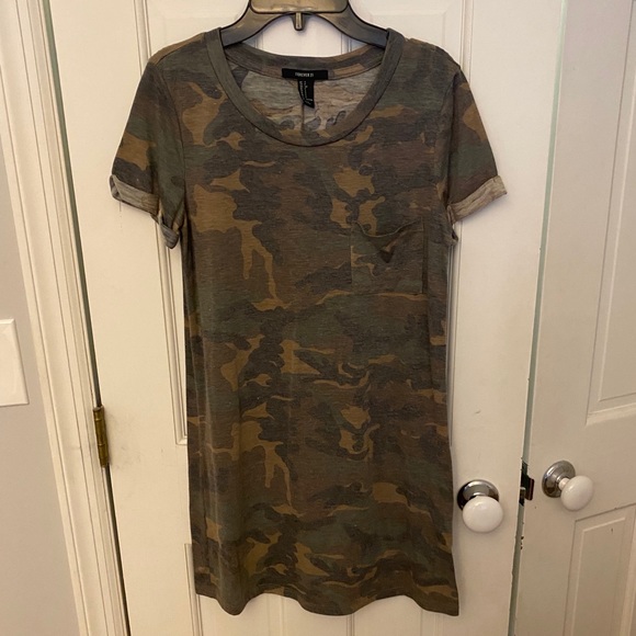 T-shirt Dress - Picture 1 of 1